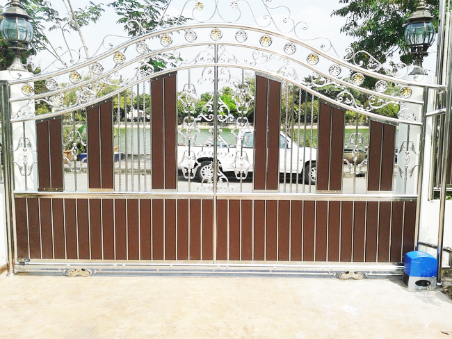 บริษัท แด็ด ออโต้ดอร์ จำกัด ติดตั้งประตูรีโมท